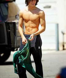 G-RATED GUYS 58e50dffef74a.jpg