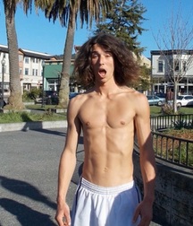 Caleb McGillvary aka Kai the Hitchhiker  58ec0c04348a2.jpg