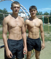 Young Russian Men 59c945d87480f.jpg