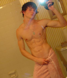 MUSCLE BOYS 5a4707ce71733.jpeg