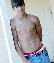 Skinny to Average boys 5a4d934e9a17c.jpg