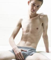 Skinny to Average boys 5a4d93dfa3c4c.jpg