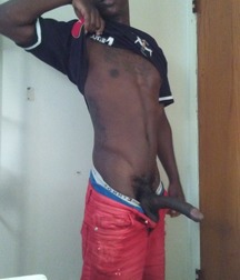 Is It Me 5a2ab5c6db7cd.jpg