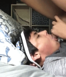 He swallowed It 5a5bf3343e80f.gif