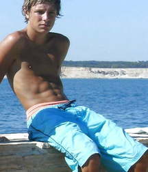 Boys 59a512646194e.jpg