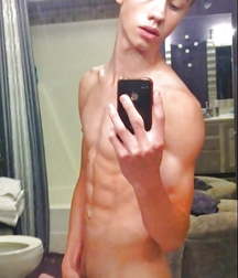 Guys Naked 59eca008c67c3.jpg