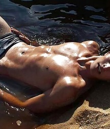 Boy in swimsuits 59f46bcd62ffd.jpg