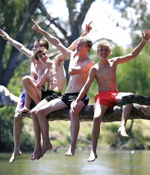 Boy in swimsuits 59f46c014ed41.jpg