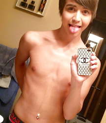 Boy without shirt 5a00aff2ae037.jpg