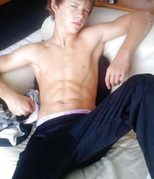 Boy without shirt 5a00aff53a746.jpg