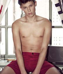 Boy without shirt 5a00aff8a0a93.jpg