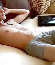 Boy without shirt 5a00b0089085c.jpg