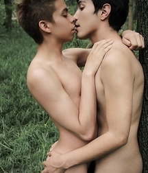 Kiss 5a0182b202899.jpg