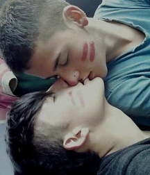 Kiss 5a0182c1a017a.jpg