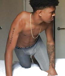 Boy with beautiful upper body 5a0851fcae5e3.jpg