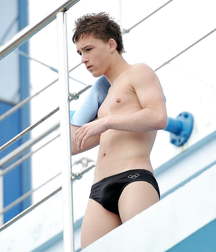Free upper body 5a0ad71c75796.jpg