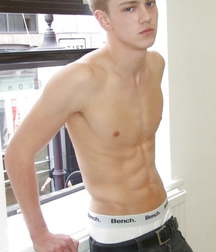 Free upper body 5a0c3117195a3.jpg