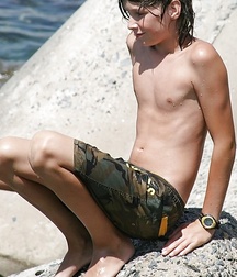 Boys 5a15529bd8701.jpg