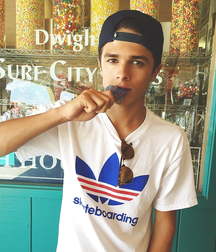 Boy 5a1814e420fdd.jpg
