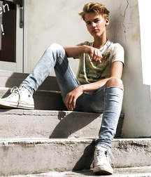 Boy 5a1814eb8fec4.jpg