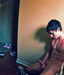 Boy shows up 2 5a196d22a44df.jpg