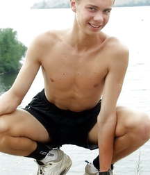 Boys 2 5a3ef9b838bce.jpg
