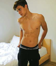 Boys 2 5a3ef9e3e89c7.jpg