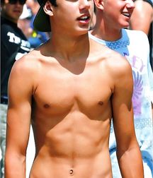 Boys 2 5a3efa1a16832.jpg