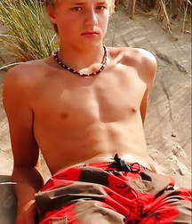 Boys 2 5a3efa20a4007.jpg