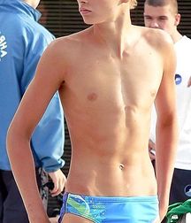 Boys 2 5a3efa335b40a.jpg