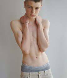 Boys 2 5a3efa362608f.jpg