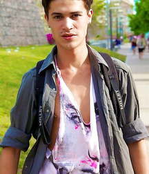 Boy 2 5a3efa6d2cedb.jpg