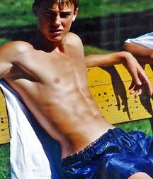 Boys 4 5a50f0292d197.jpg