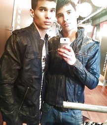 Boys for Two 4 5a75b3a311e05.jpg