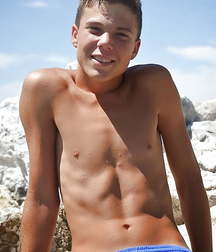 Boys 7 5a75b434e17b7.jpg