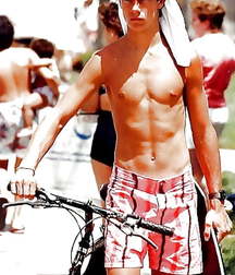 Boys 7 5a75b43d3297e.jpg