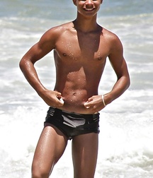 Boys 7 5a75b47477620.jpg
