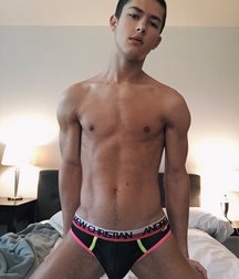 Sean 5a786fe3770e3.jpg