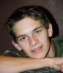 EASTBOYS 5aad289a3faf7.jpg