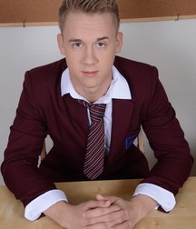 Chris 5ab13961b22aa.jpg