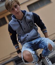 Jeans 5ab66c178c18e.jpg