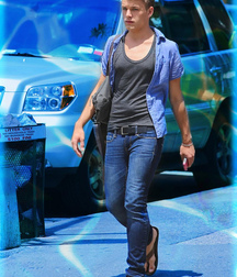 Jeans 5ab66c258ee2c.jpg