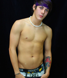 Boycrush 5ae5e8fa9ec17.jpg