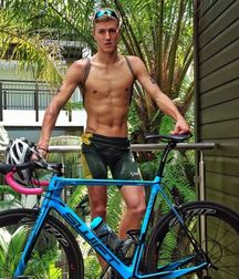 Tour de Twinks 5b4cf5a59be44.jpg