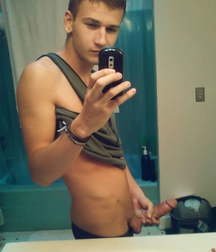 Selfie 5b646cb350ad6.jpg