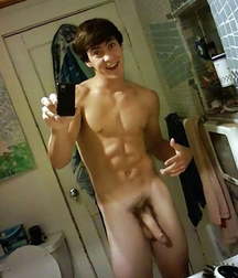 Selfie 5b646cbb444d7.jpg
