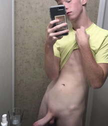 Selfie 5b646cc2745da.jpg