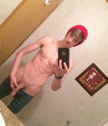 Selfie 5b646cc96249b.jpg