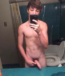 Selfie 5b646d0b370db.jpg