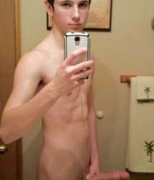 Selfie 5b646d1385bc5.jpg